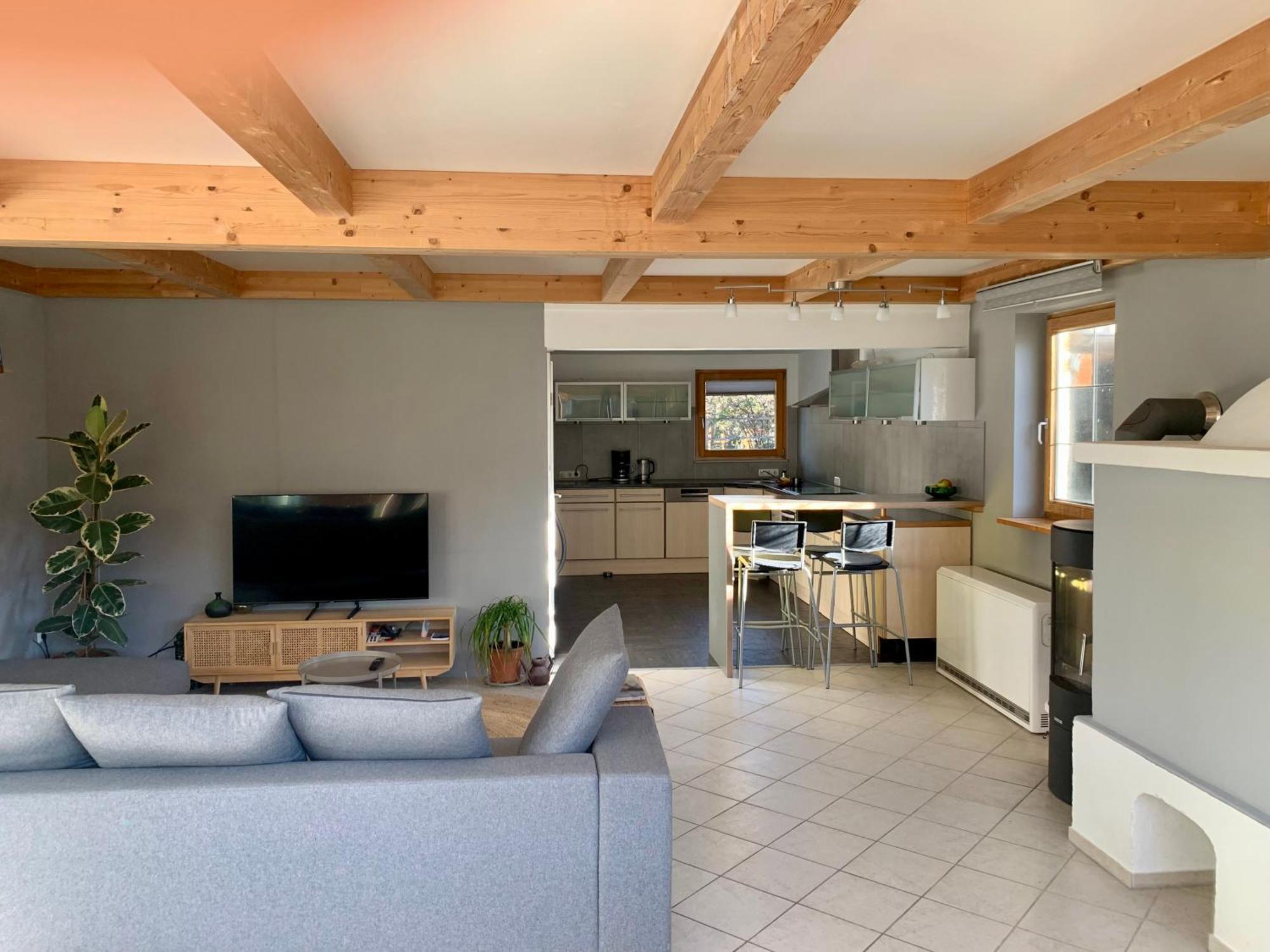 Kleines Reihenhaus Im Chiemgau Apartment Siegsdorf Bagian luar foto